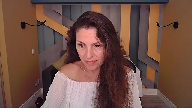 EllaLong's Webcam Show