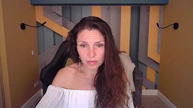 Chat XXX en directo de EllaLong