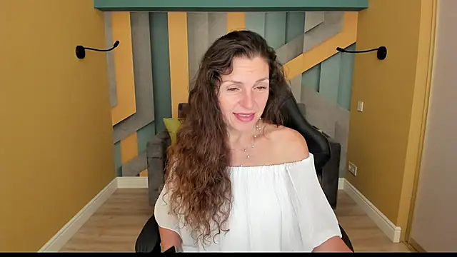 EllaLong Webcamshow