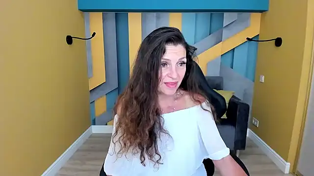 EllaLong Adlı Modelin Canlı XXX Sohbeti