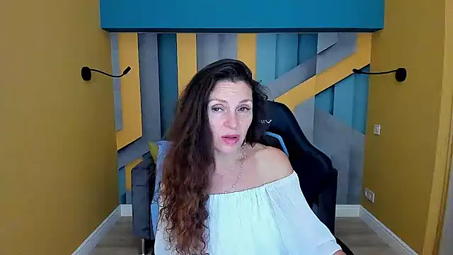 XXX chat uživo modela EllaLong
