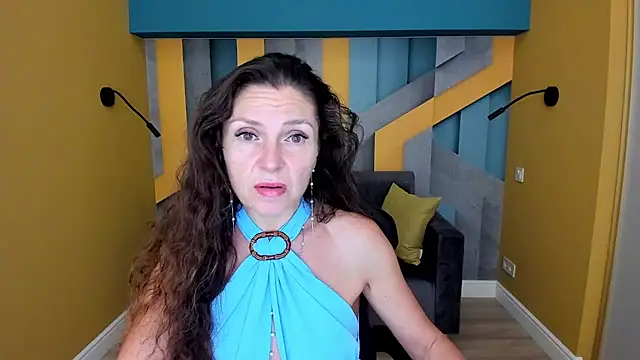 EllaLong's Live XXX Chat
