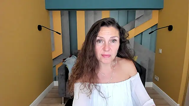 EllaLong Live XXX-chat