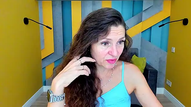XXX chat uživo modela EllaLong