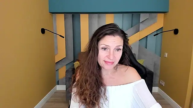 EllaLong live XXX chat