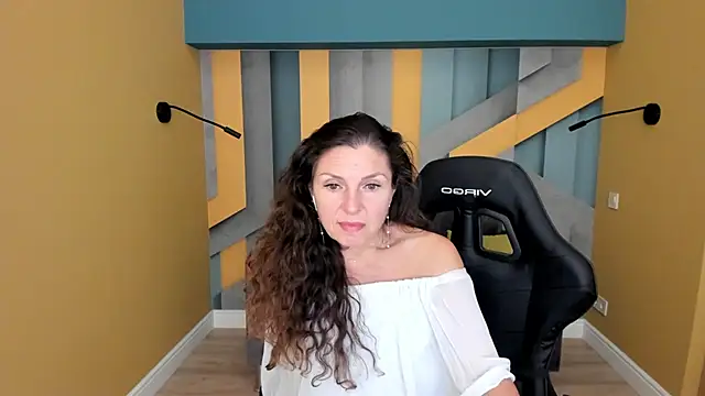 Chat XXX en directo de EllaLong