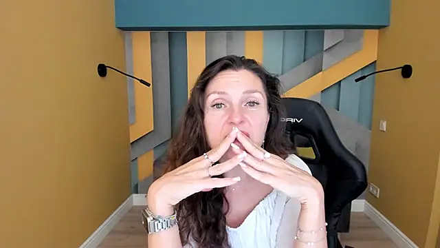 EllaLong – Live XXX-chat
