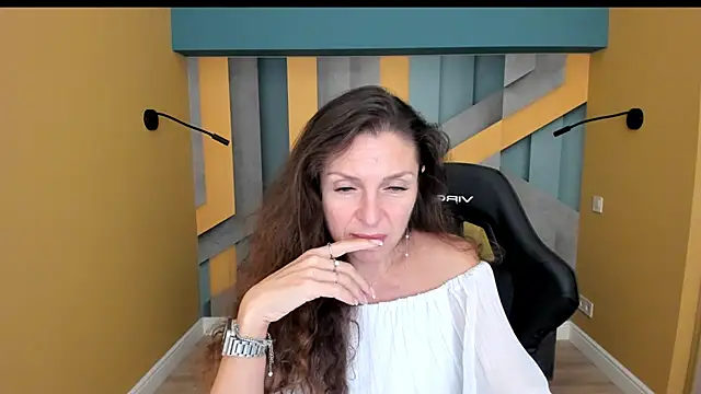 EllaLong Live XXX-Chat