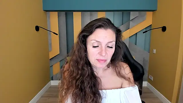 EllaLong Chat XXX live
