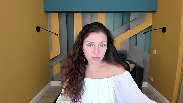 EllaLong live XXX chat
