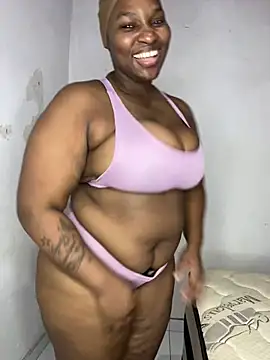 Blackpinkylips2025 Adlı Modelin Canlı XXX Sohbeti