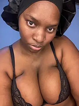 Chat XXX en directo de Blackpinkylips2025