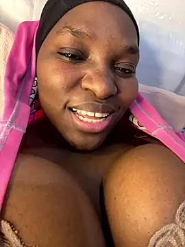 Blackpinkylips2025 Adlı Modelin Canlı XXX Sohbeti