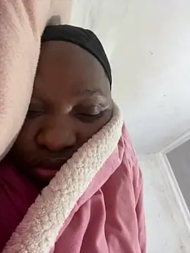 Blackpinkylips2025 élő XXX-chatje
