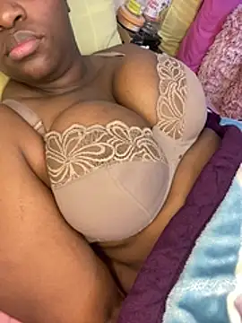Chat XXX en directo de Blackpinkylips2025