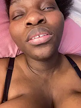 Živý XXX chat Blackpinkylips2025