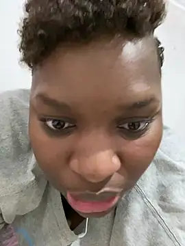 Blackpinkylips2025 Chat XXX in diretta