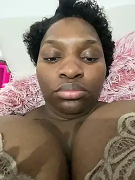 Blackpinkylips2025 Adlı Modelin Canlı XXX Sohbeti
