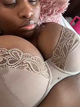 Pokazy przed kamerką – Blackpinkylips2025