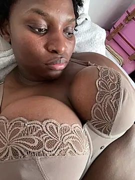 Chatroom XXX en direct de Blackpinkylips2025