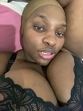 Blackpinkylips2025 Webcam-Show