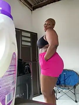 Blackpinkylips2025 Adlı Modelin Canlı XXX Sohbeti