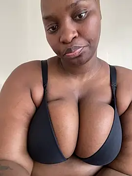XXX chat uživo modela Blackpinkylips2025