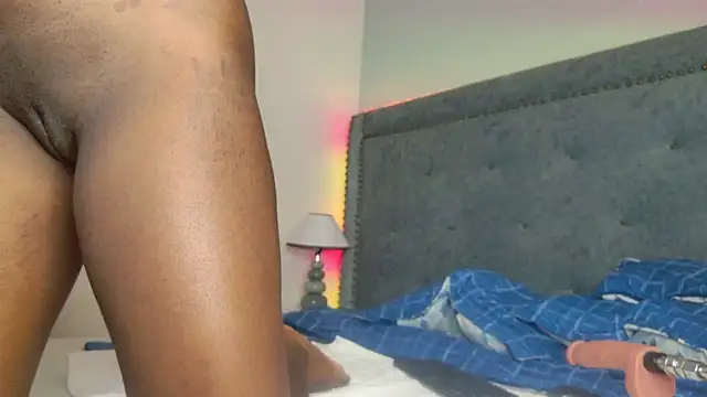 NaiaGils webcam show