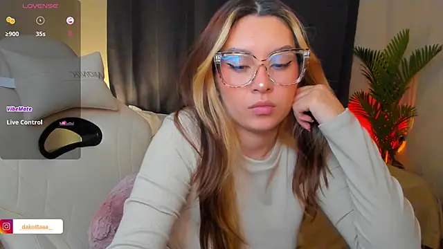 Živý XXX chat dakottaa_