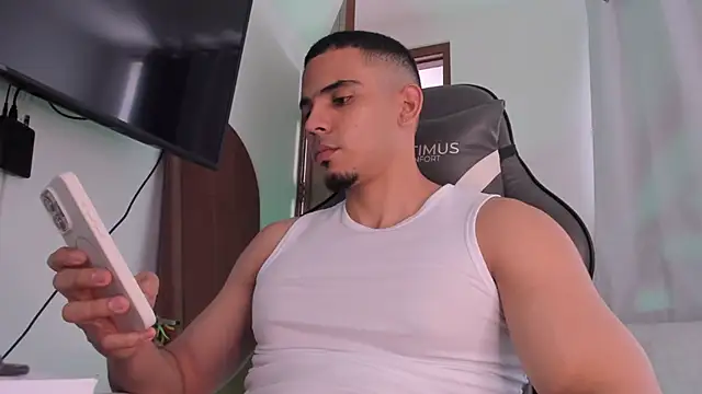 Lucca__ Webcam Show