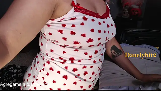 Danelyhit Show in webcam
