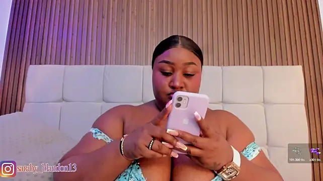 Saravy_Blandon's Webcam Show