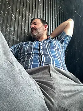 Hairy_Dad86 Show in webcam