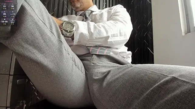 Hairy_Dad86: вебкам-шоу