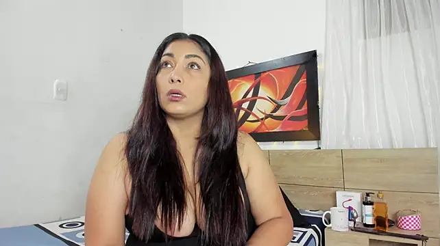 Lauralove_69 Chat XXX in diretta
