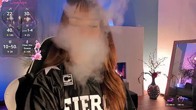 Megan_inked 网络视讯表演