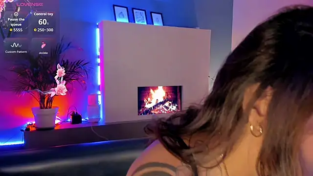 Chat XXX en directo de Megan_inked