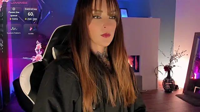 Megan_inkedのウェブカメラショー