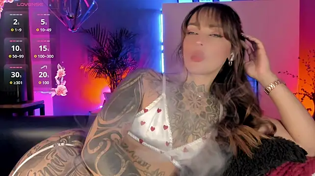 Živý XXX chat Megan_inked