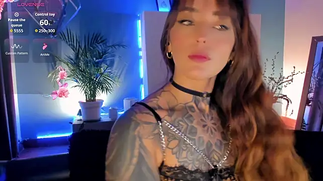 Megan_inked Chat XXX in diretta