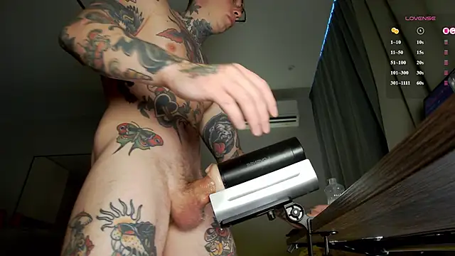 Tommy_cat Pertunjukan Webcam