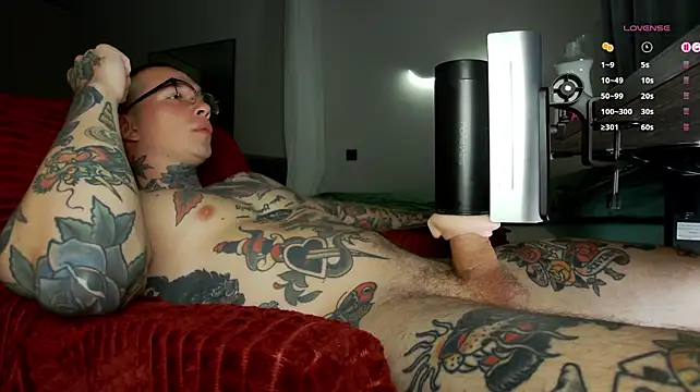 Show de Tommy_cat na webcam