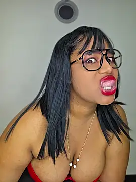 Belle_Brunette's Webcam Show