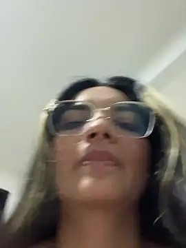Cat2525's Webcam Show