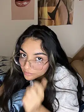 Cat2525's Webcam Show