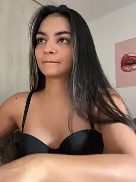 Cat2525's Webcam Show