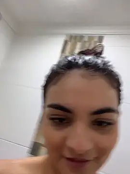 Cat2525's Webcam Show
