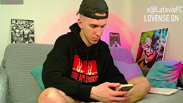 Midnighter_ – webcam-show