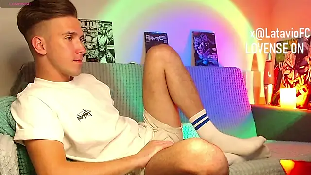 Midnighter_'s Webcam Show