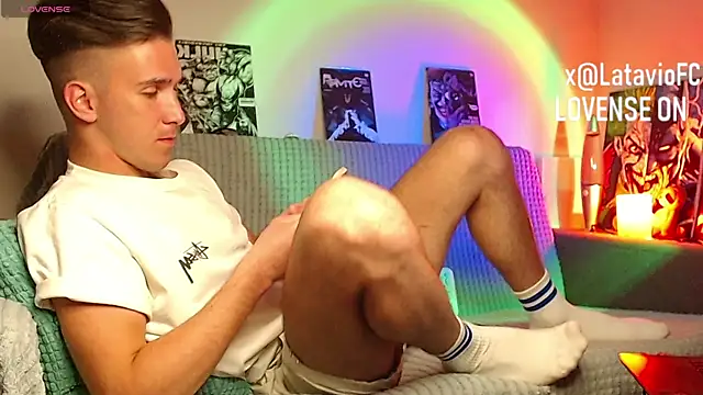 Midnighter_ Show Webcam